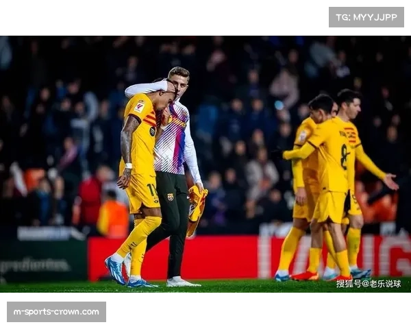 巴萨前场逼抢体系重建 德容前插时机选择体现战术纪律